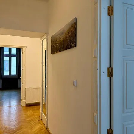 Lägenhet My *